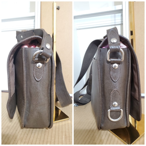 LOUIS VUITTON Grizzli Taiga Leather Andrei Messenger Bag - Picture 8 of 12